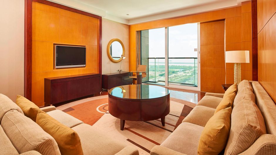 Sheraton Zhoushan Hotel Suite