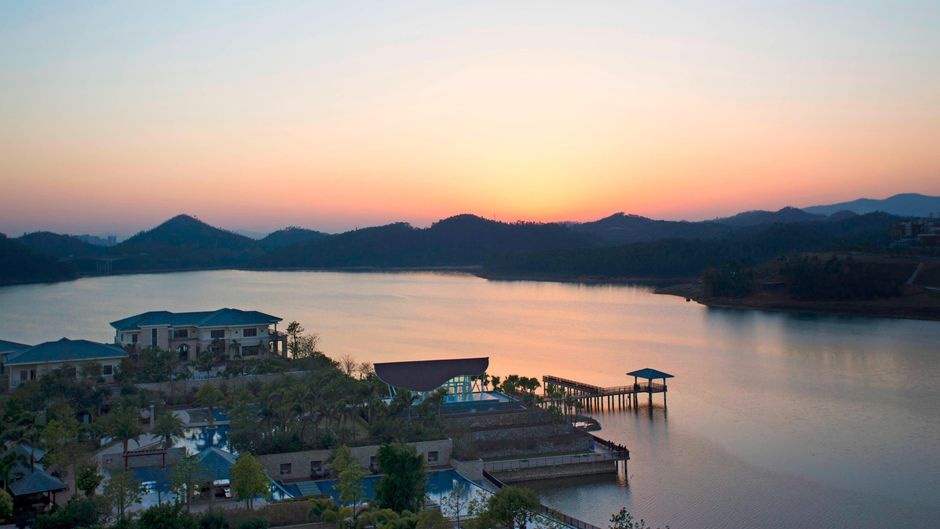 Sheraton Bailuhu Resort, Huizhou Exterior