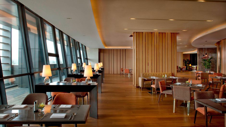 The OCT Harbour- Marriott Exec Apts Restaurant