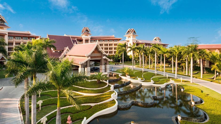 Sheraton Grand Xishuangbanna Hotel Lobby