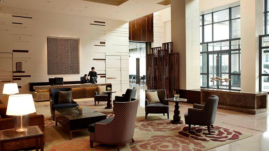 Marriott Exec Apts The Lakeview Lobby