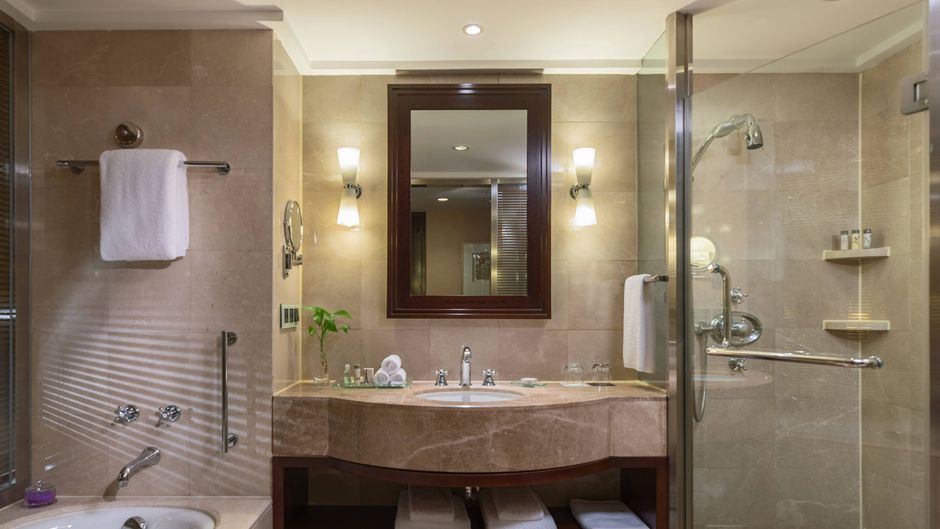 Renaissance Tianjin TEDA Conf Ctr Hotel Room