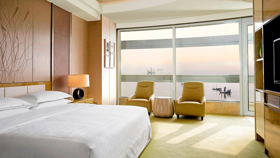 Sheraton Huzhou Hot Spring Resort Suite
