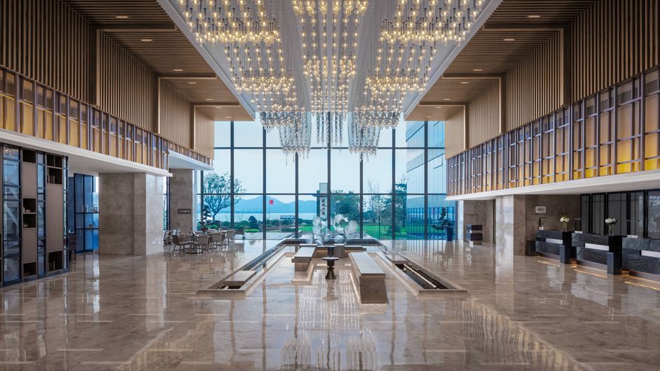 Xuzhou Marriott Hotel Lakeview Lobby