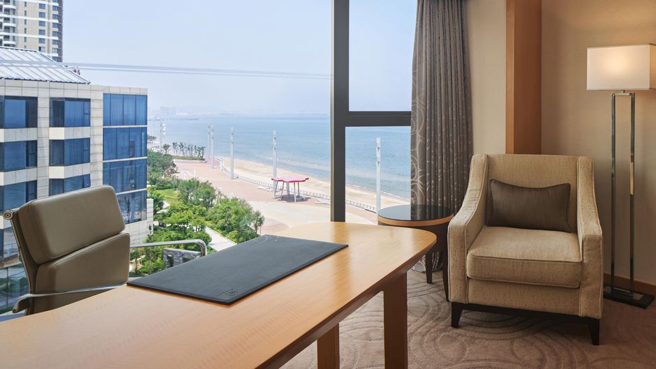 Sheraton Yantai Golden Beach Resort Room