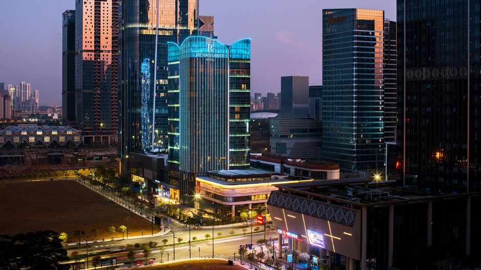 Renaissance Nanning Hotel Exterior