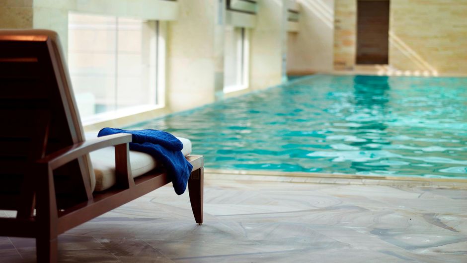 Sheraton Grand Pudong Hotel & Residences Pool