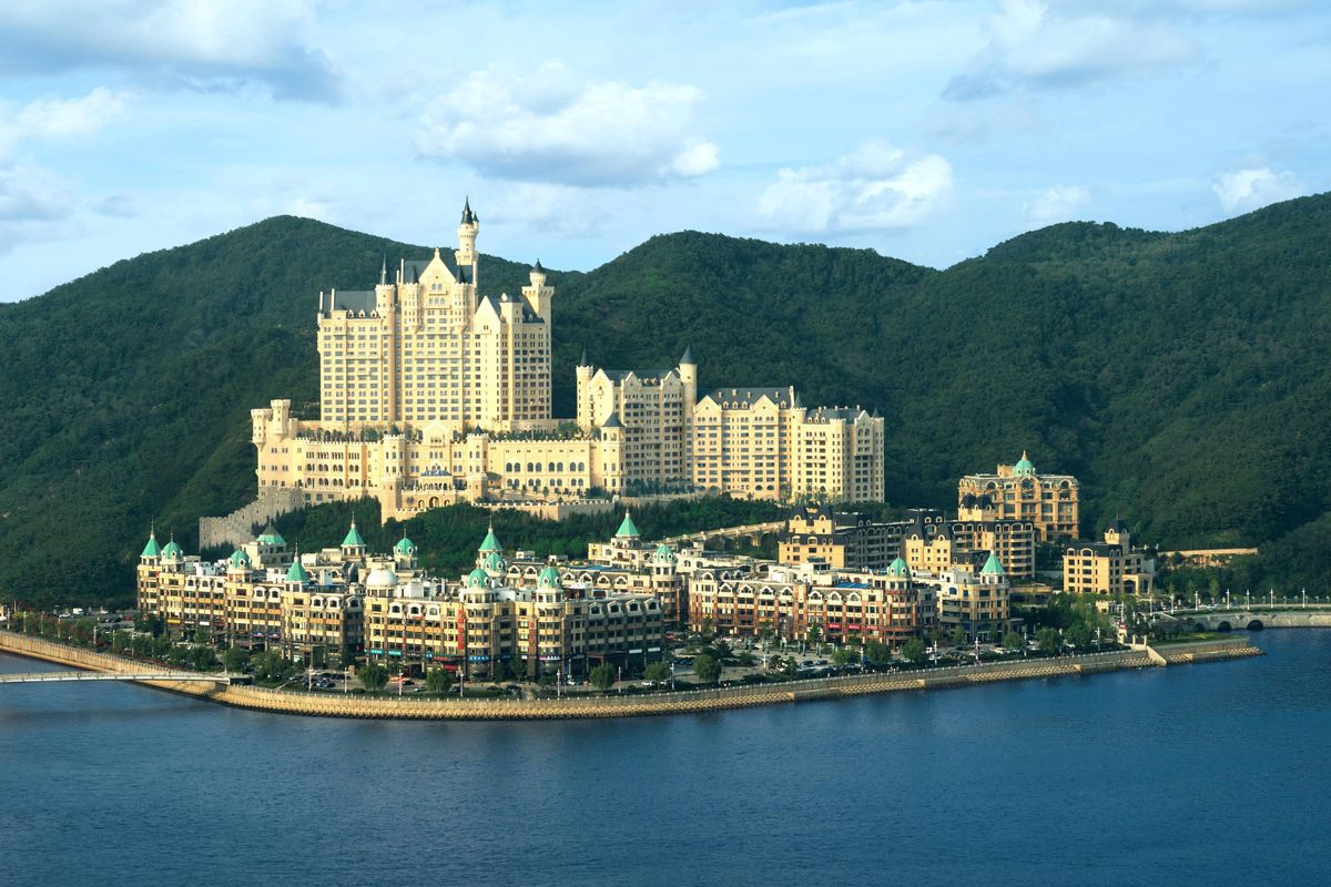The Castle Hotel, a Luxury Collection Hotel- Deluxe Dalian, China Hotels-  GDS Reservation Codes: Travel Weekly
