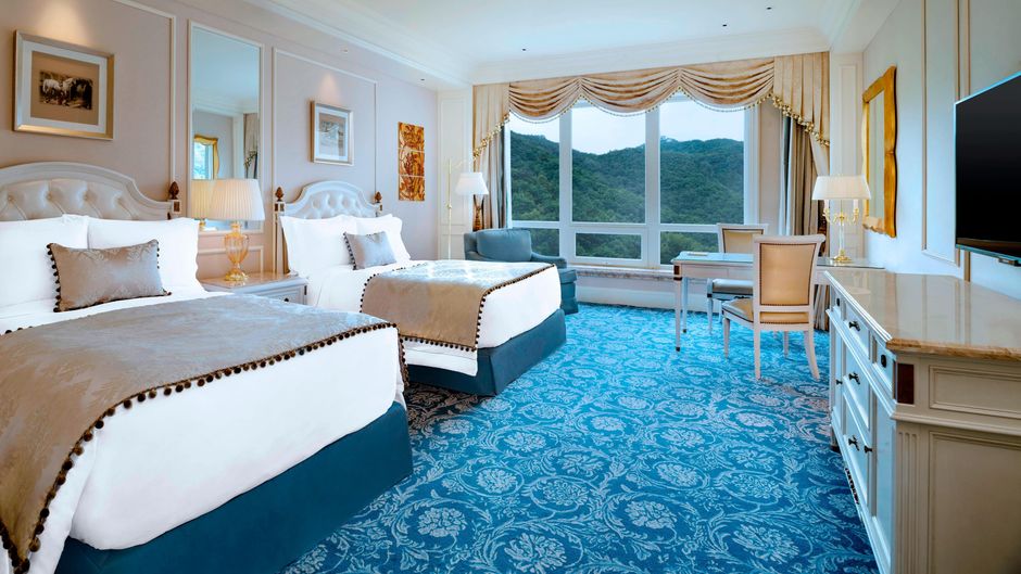The Castle Hotel, a Luxury Collection Hotel Room