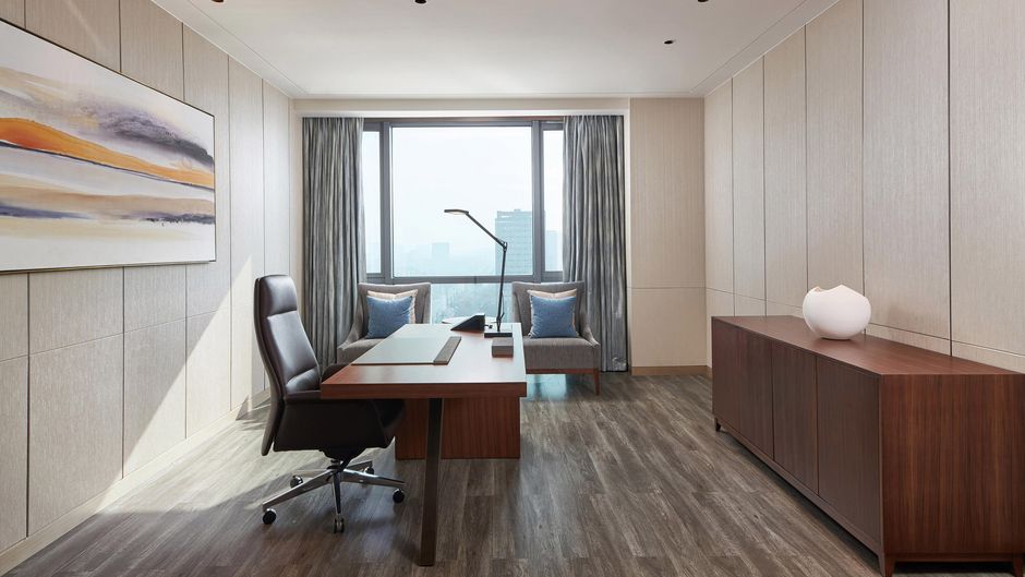 Four Points by Sheraton Jiaxing Suite