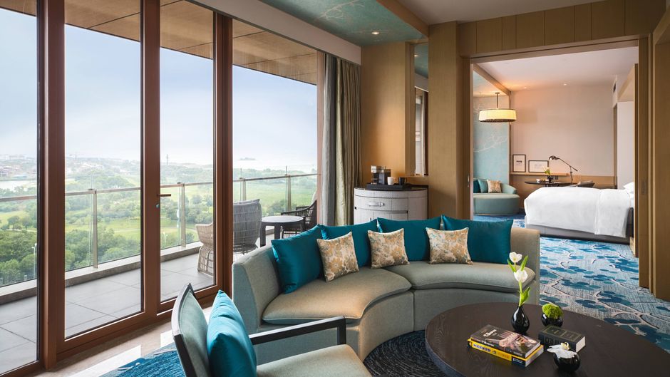 Renaissance Suzhou Taihu Lake Hotel Suite
