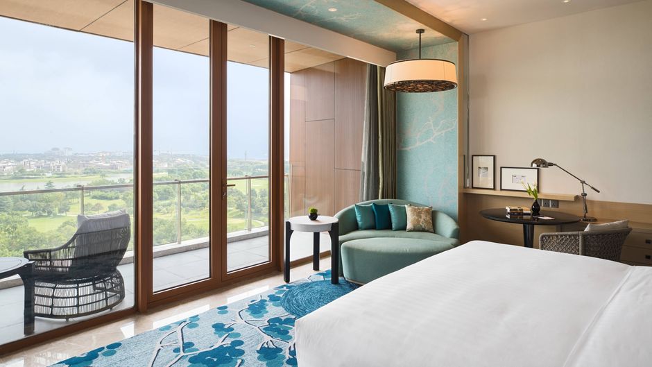 Renaissance Suzhou Taihu Lake Hotel Suite