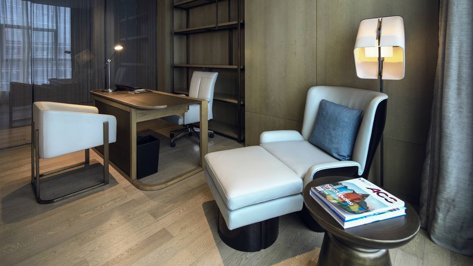 Chengdu Marriott Hotel Financial Centre Suite