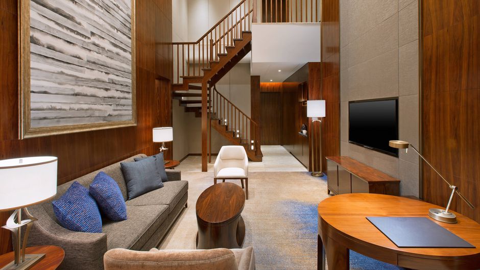 Sheraton Zhanjiang Hotel Suite