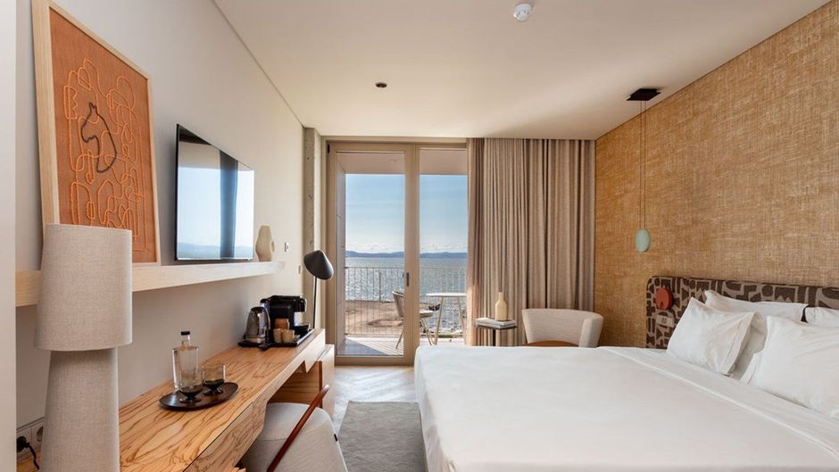 Upon Vila Room