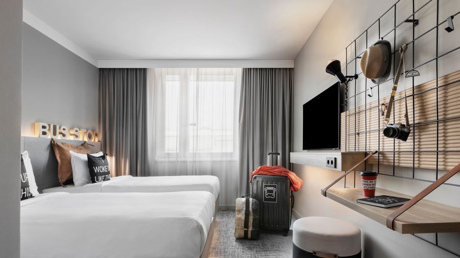 Moxy Vienna City East Room