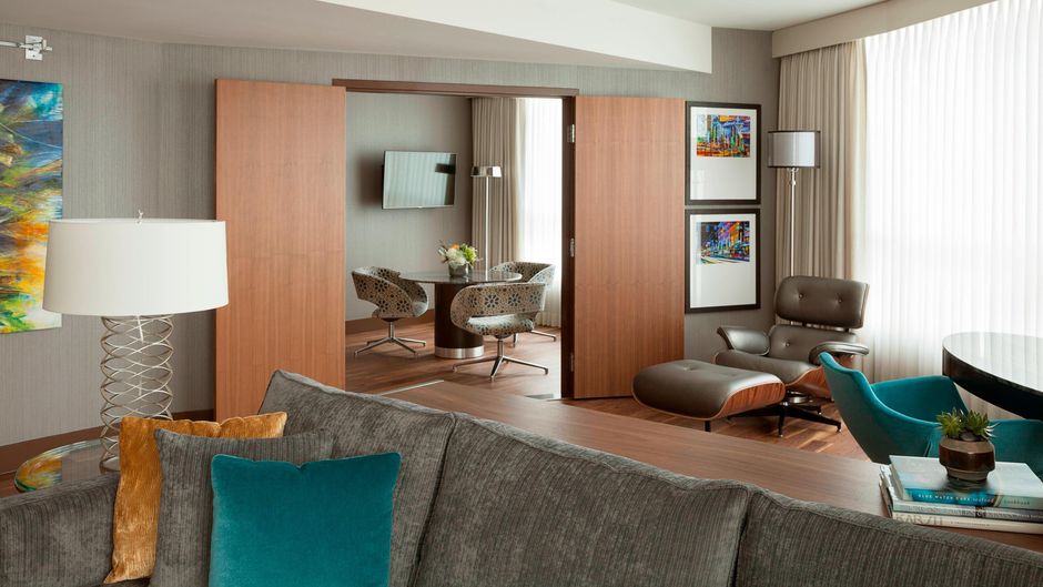 Vancouver Marriott Pinnacle Downtown Suite
