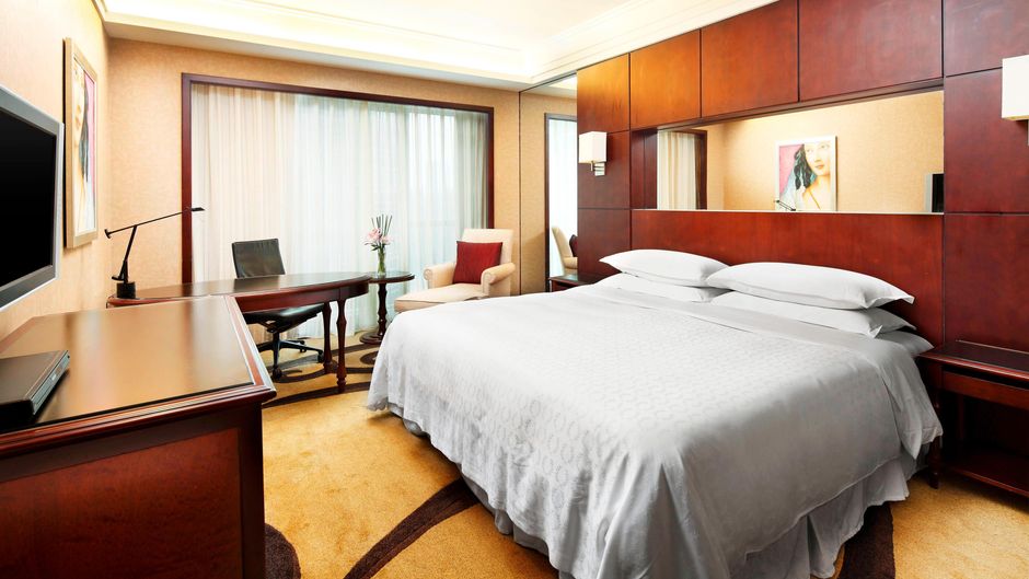 Sheraton Shenzhen Futian Hotel Room