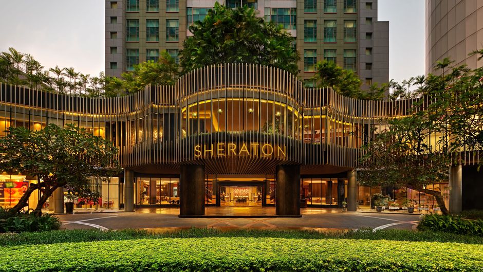 Sheraton Surabaya Hotel & Towers Exterior