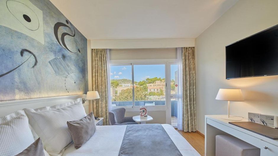 Hotel Joan Miro Room