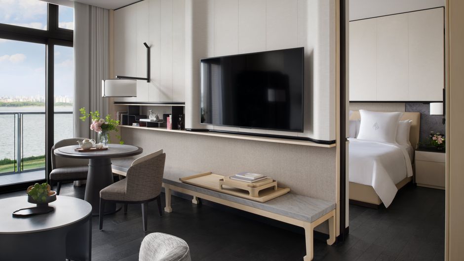 Four Seasons Hotel Suzhou Room