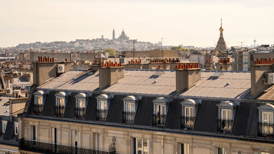 Renaissance Paris Arc de Triomphe Hotel Suite
