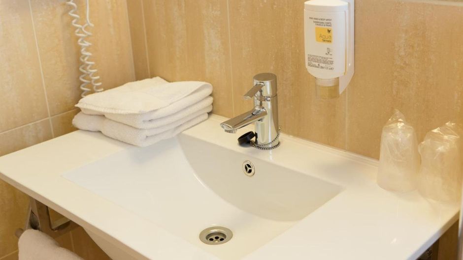 Hotel Le Clocher de Rodez Room