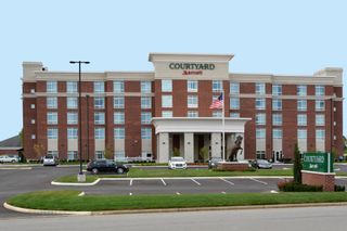 Courtyard Youngstown Canfield