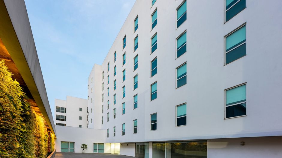 City Express Plus by Marriott Exterior