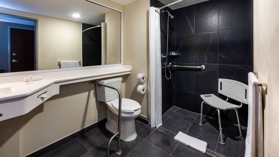 City Express Plus by Marriott Room