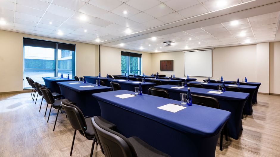 City Express Plus by Marriott Meeting