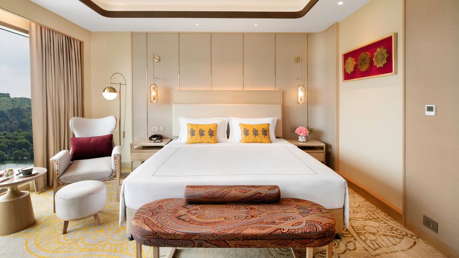 Taj Lakefront Bhopal Suite