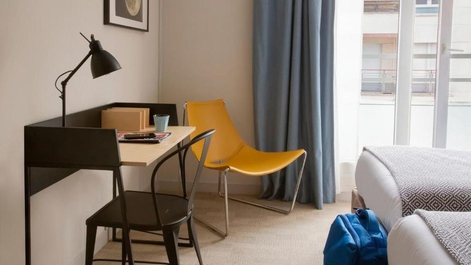 Hotel BootCamp Room