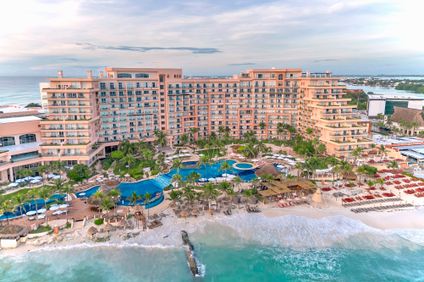 Grand Fiesta Americana Coral Beach