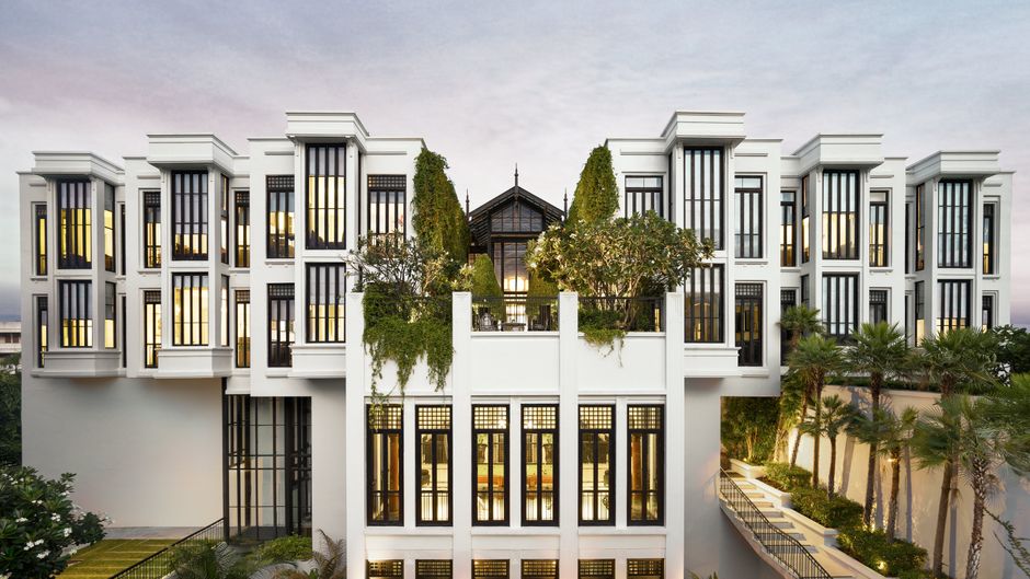The Siam Exterior