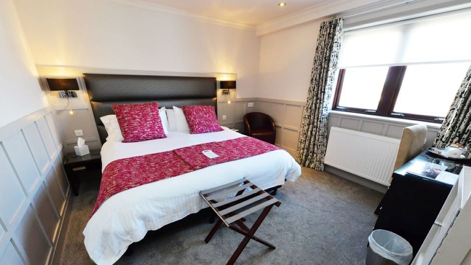 Glynhill Hotel & Leisure Club Room