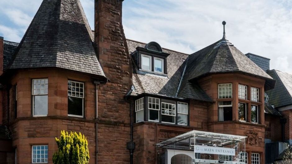 Glynhill Hotel & Leisure Club Exterior