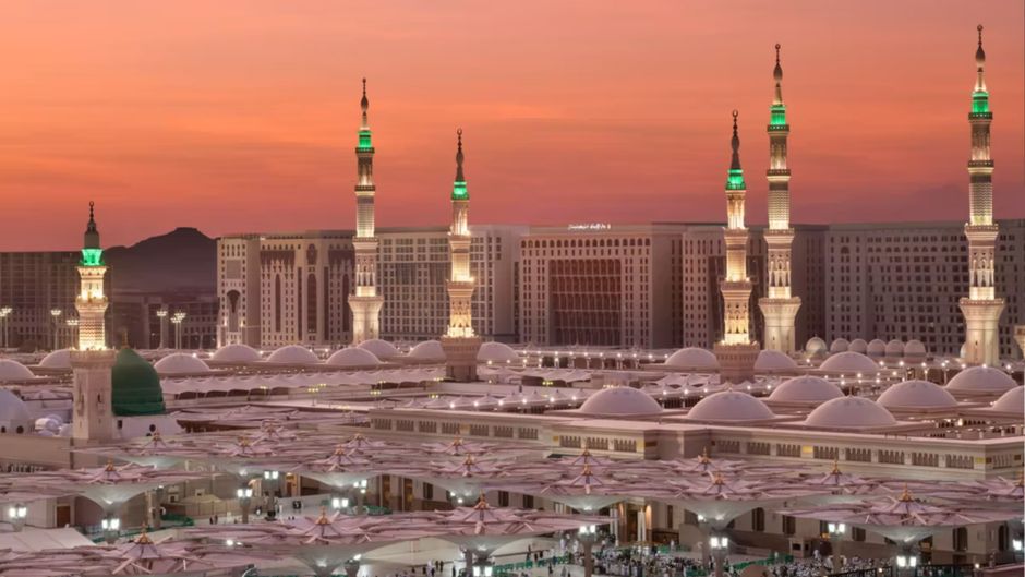 Dar Al Iman InterContinental Madinah Lobby