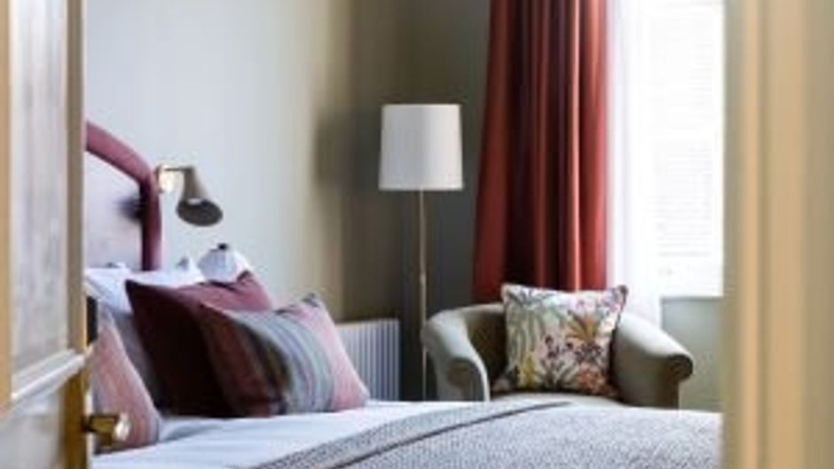The White Hart Room
