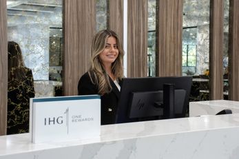 Crowne Plaza Hotel Auburn Hills