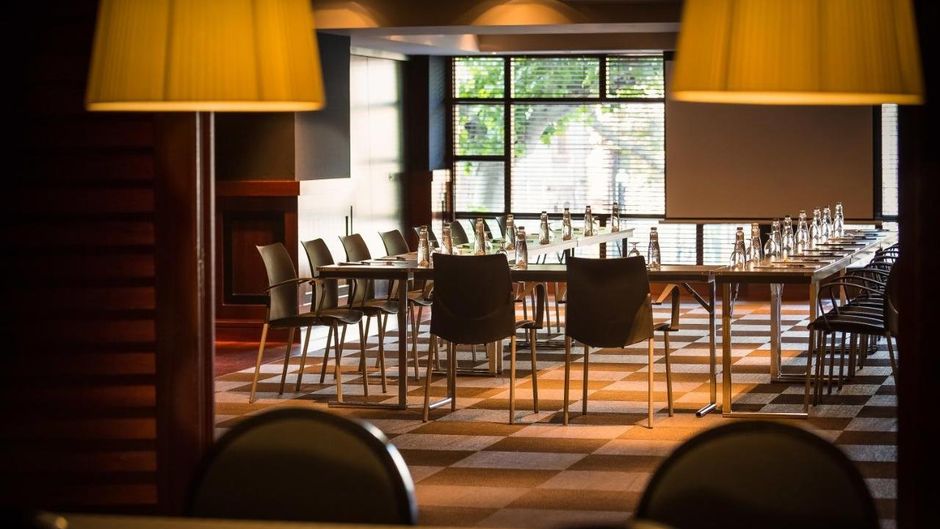 U232 Hotel Meeting