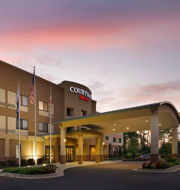 Courtyard by Marriott Waldorf