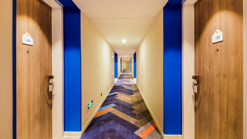 Holiday Inn Express Xuhui Binjiang Lobby