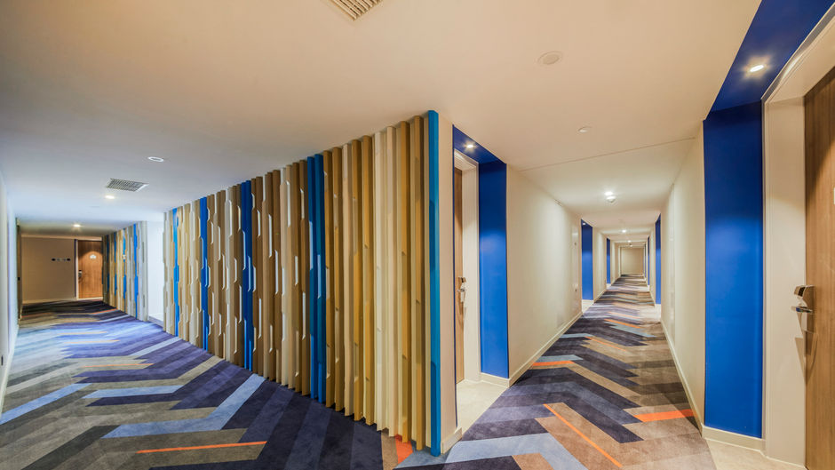 Holiday Inn Express Xuhui Binjiang Lobby