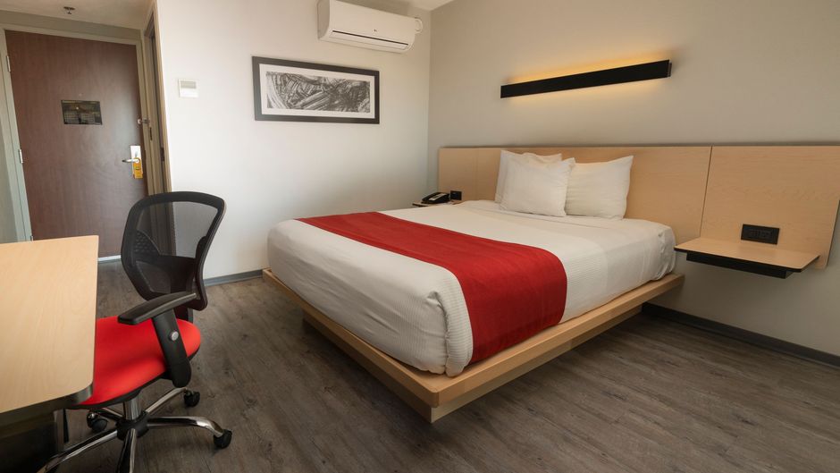 City Express by Marriott Airport Room