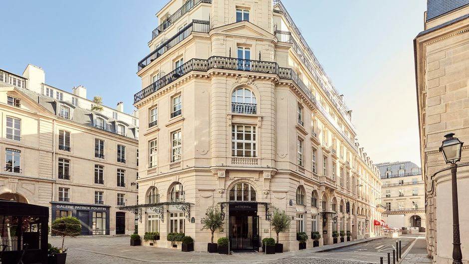 Grand Hotel du Palais Royal Exterior