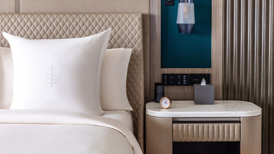 Four Seasons Hotel Riyadh Kingdom Center Suite