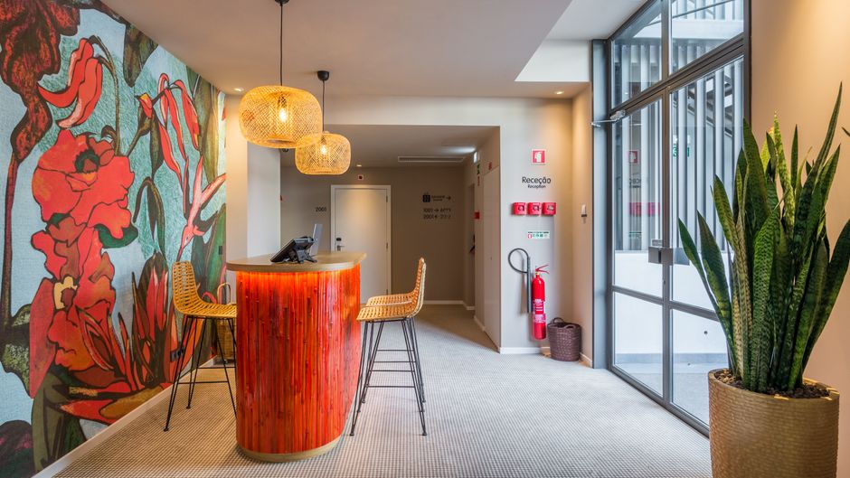 Pestana Casino Studios Lobby