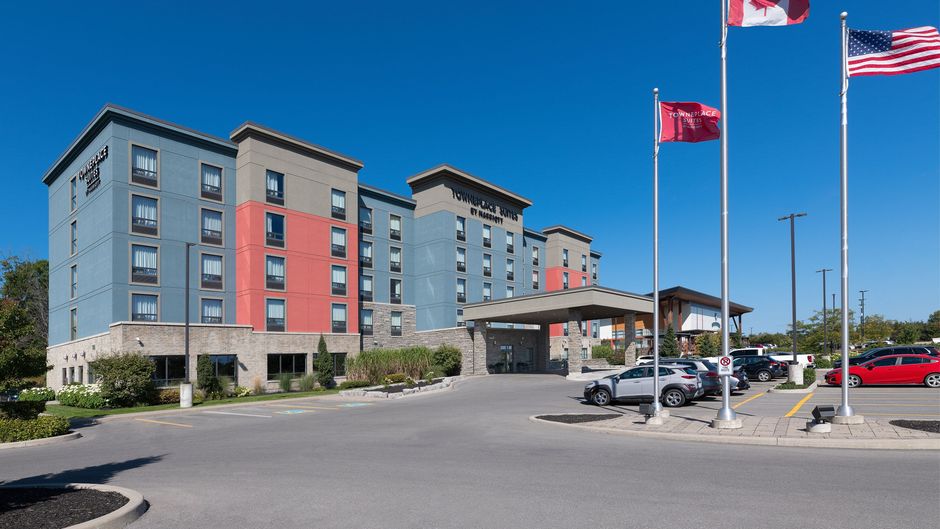 TownePlace Suites Belleville Exterior