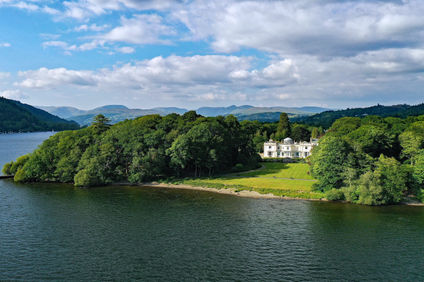 Storrs Hall Hotel